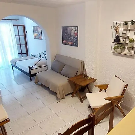 Esperides Tatil Evi *